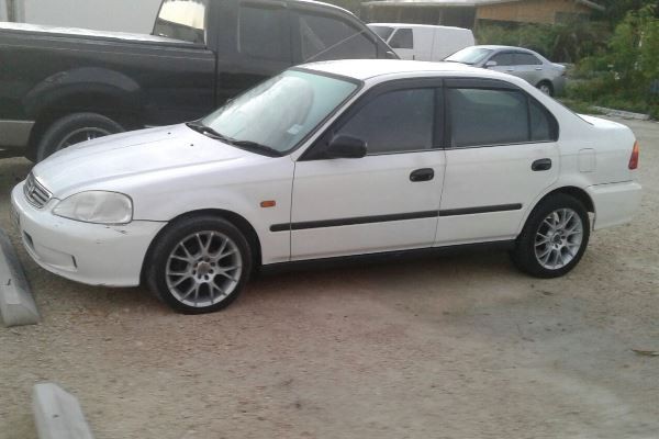 UPDATE: Stolen 2000 White Honda Civic, Recovered