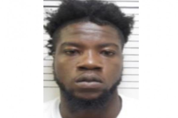 UPDATE: Two Persons Arrested for Drugs Offences, Wanted Man Remains Outstanding, 25 August